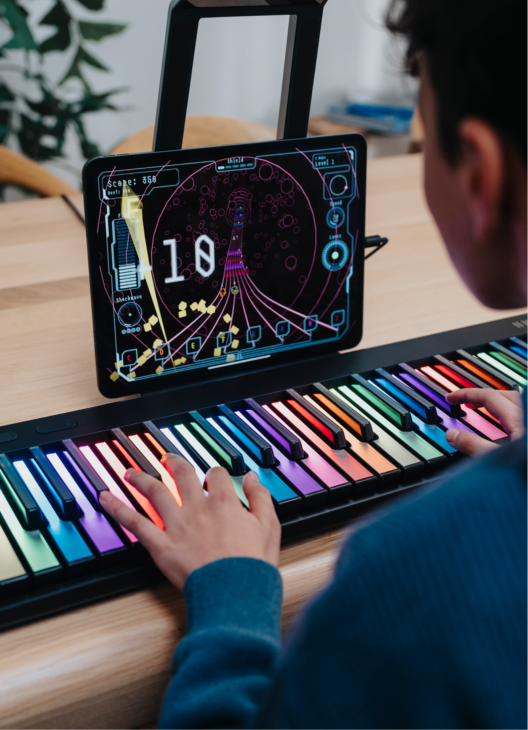 Thrown in the towel on piano learning already? Beat Quitter’s Day blues with the ROLI Piano System